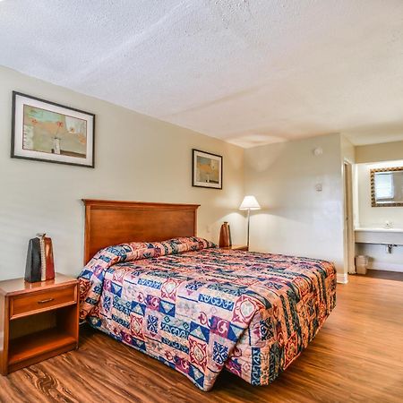 Economy Hotel Atlanta Lodge West 外观 照片
