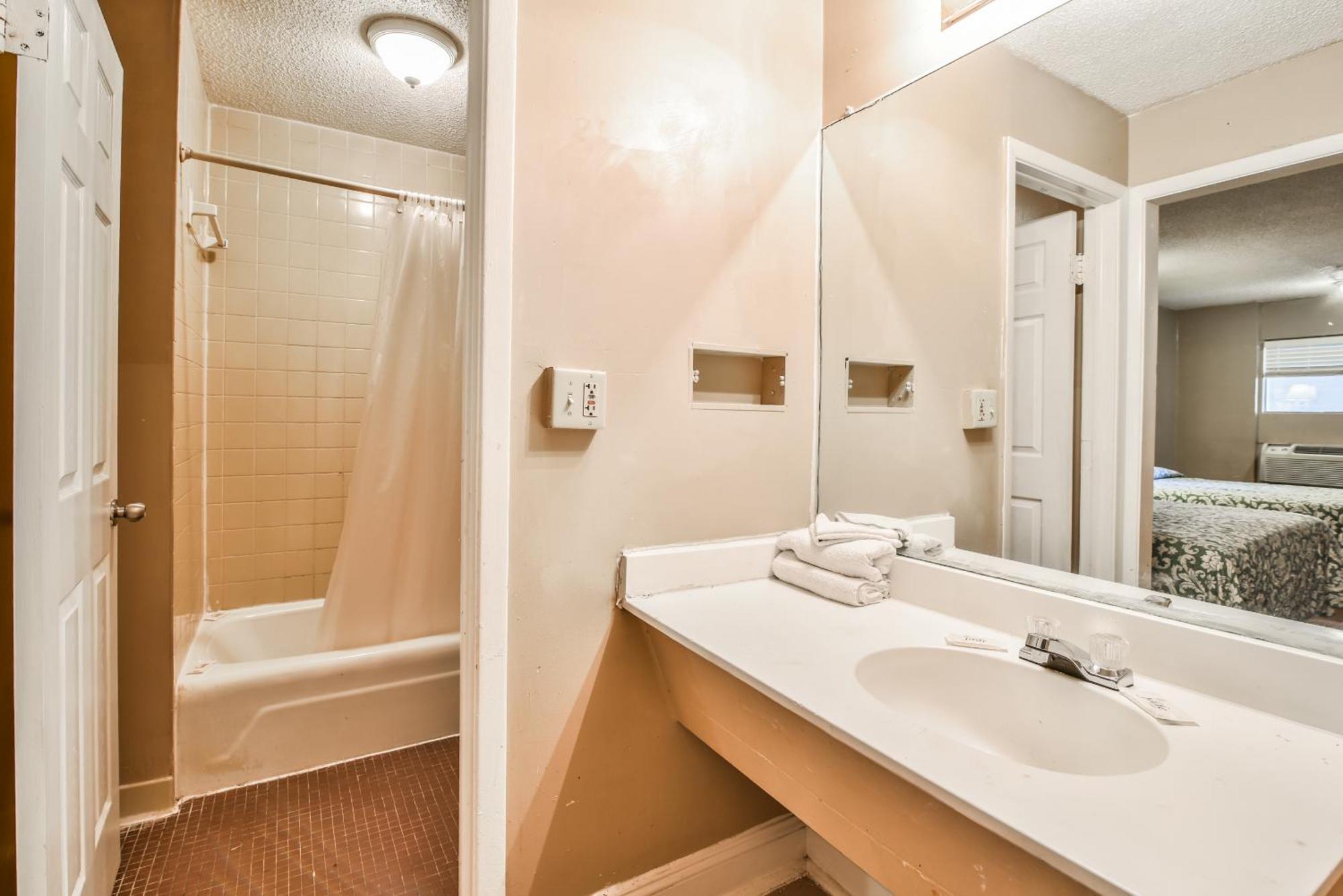 Economy Hotel Atlanta Lodge West 外观 照片